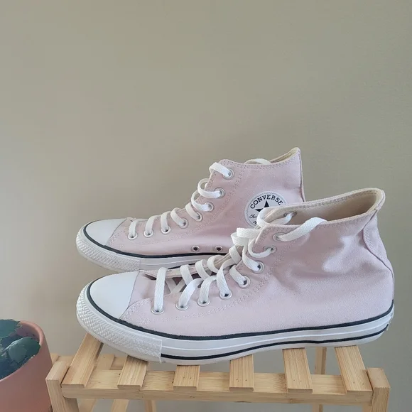 Converse All Stars Chuck Taylor High Tops Size 10.5 Light Pink - Picture 4 of 10